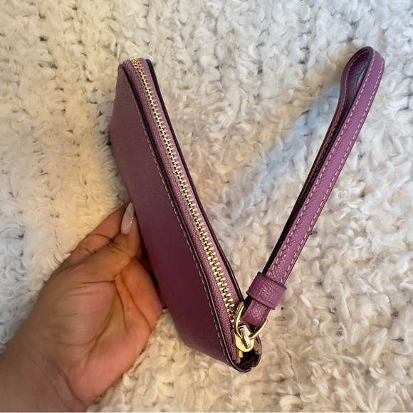 Coach Pebbled Leather Magenta Zip Wristlet Wallet - Picture 3 of 7